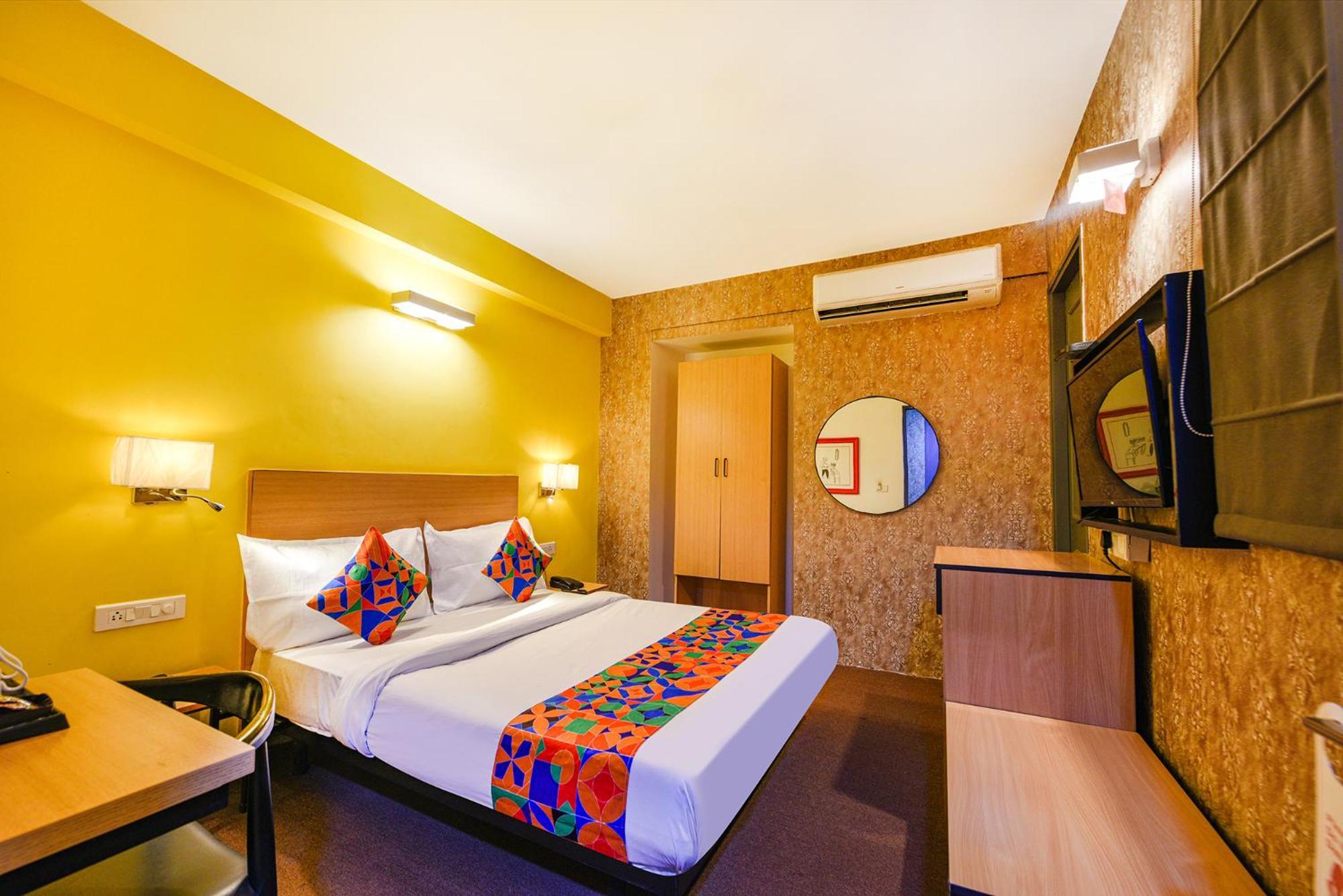 גורגאון Fabhotel Old Meple Leaf מראה חיצוני תמונה