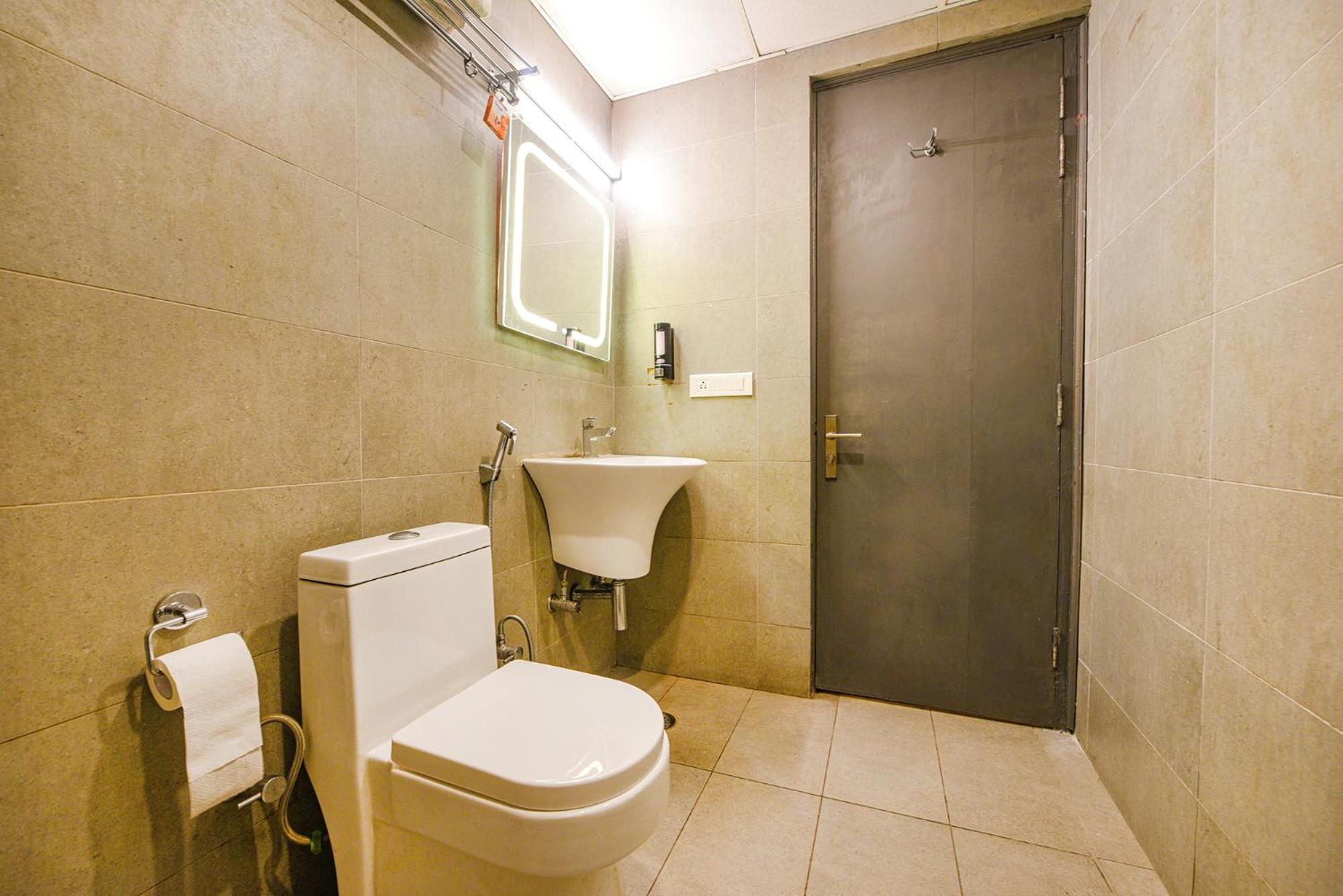 גורגאון Fabhotel Old Meple Leaf מראה חיצוני תמונה
