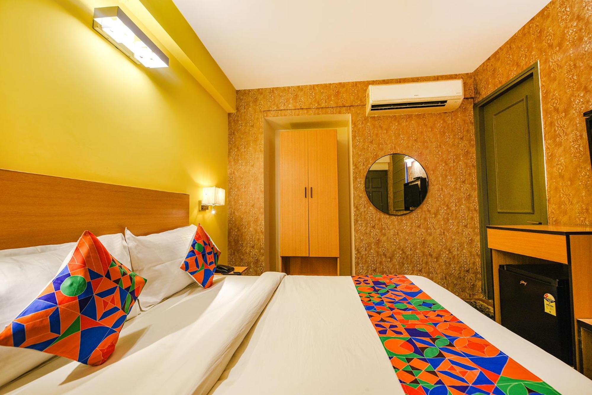 גורגאון Fabhotel Old Meple Leaf מראה חיצוני תמונה