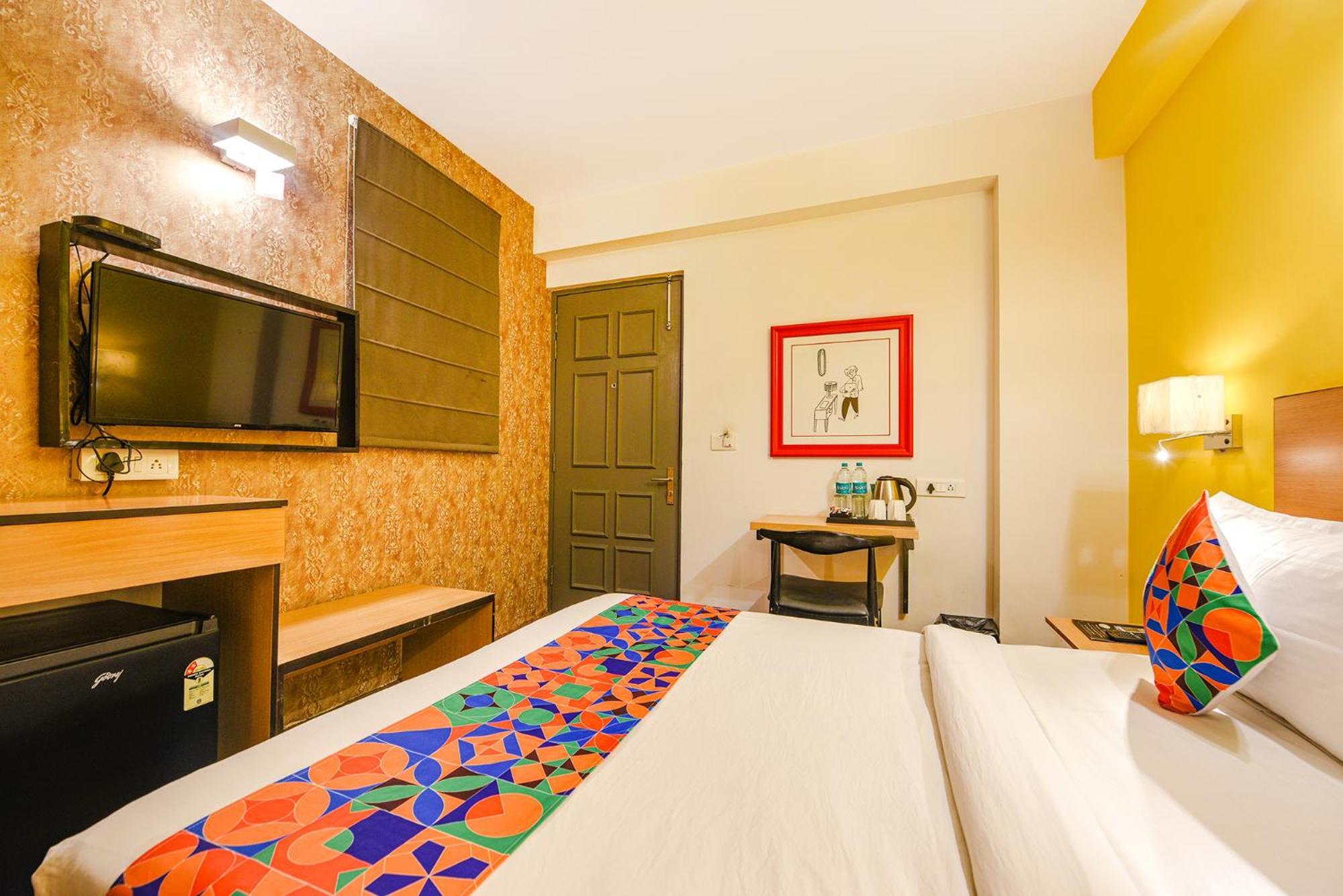 גורגאון Fabhotel Old Meple Leaf מראה חיצוני תמונה